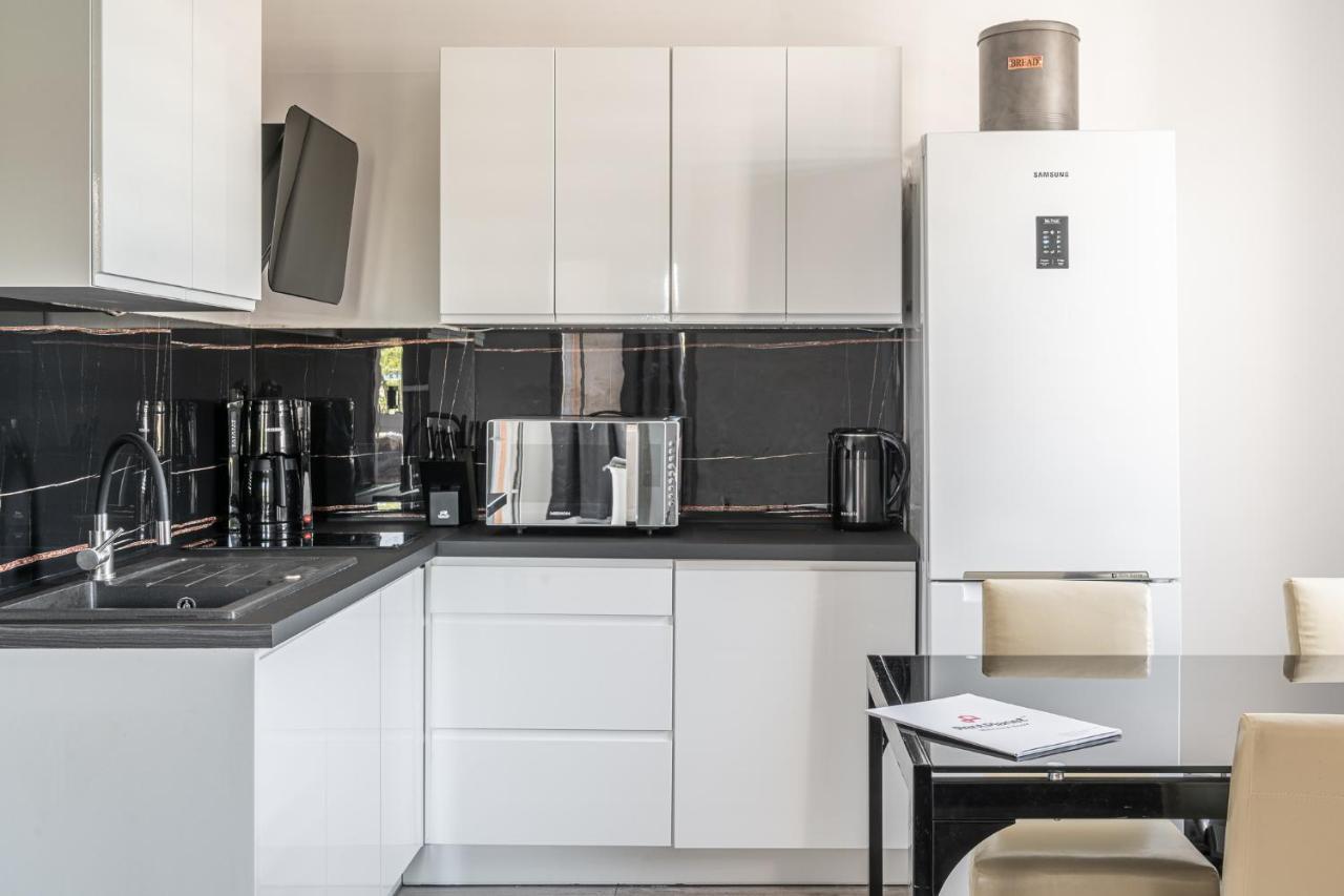 Rentplanet - Apartamenty Na Grobli Wroclaw Exterior photo